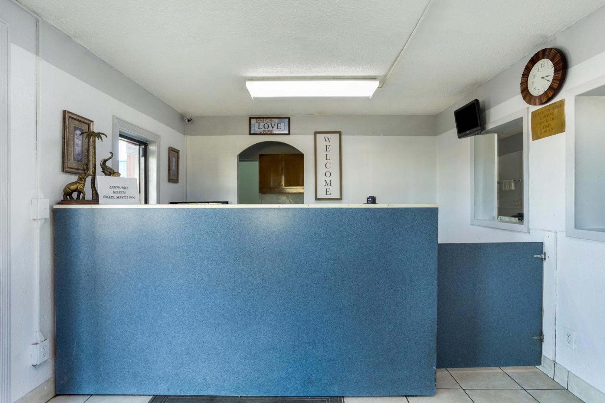 Oyo Hotel Pensacola I-10 & Hwy 29 Ferry Pass 외부 사진