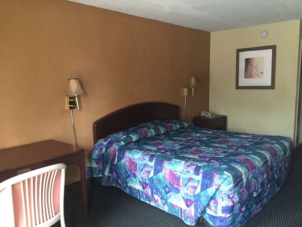 Oyo Hotel Pensacola I-10 & Hwy 29 Ferry Pass 외부 사진